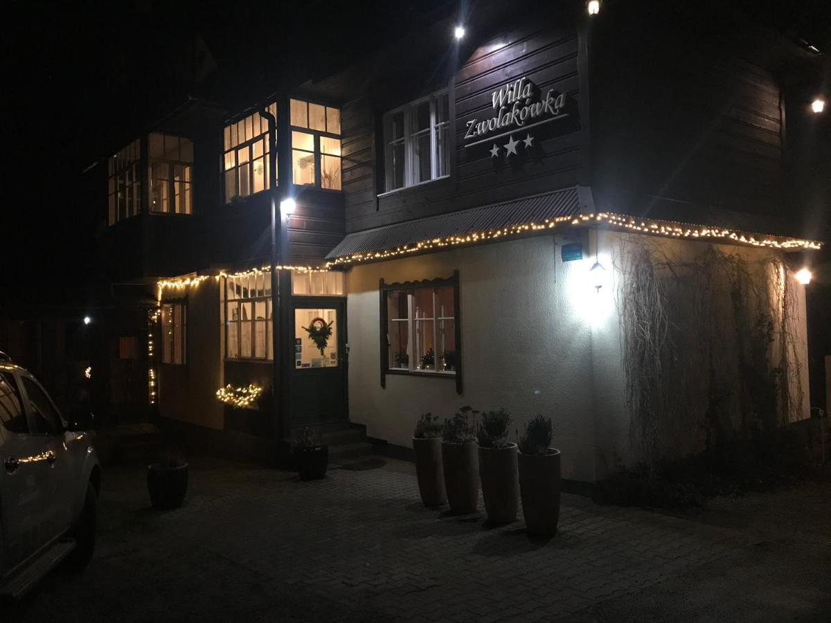 Willa Zwolakowka Bed & Breakfast Истебна Екстериор снимка